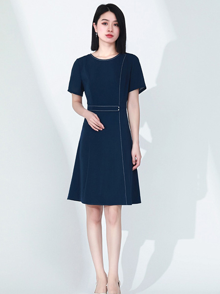 TR/BECA翠贝卡女装产品图片