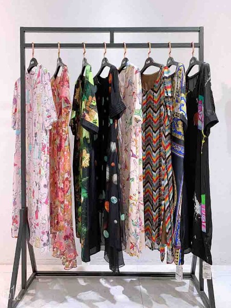 广州贝左服饰女装产品图片