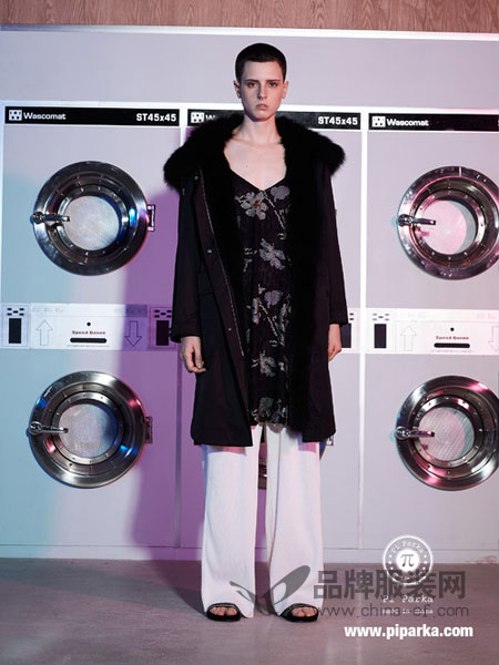 Pi Parka 兀派女装产品图片