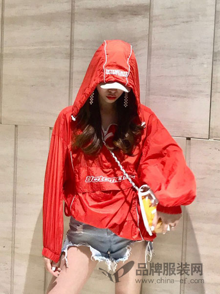 POSE CASE女装产品图片