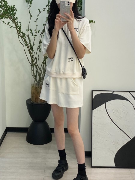 昕季雨女装产品图片