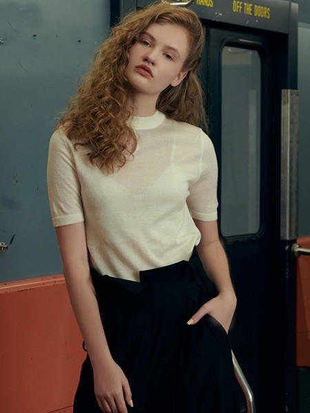 JECCI FIVE杰西伍女装产品图片