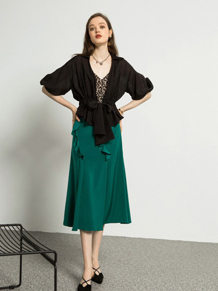 相对纶 - EVEN THOUGH女装产品图片