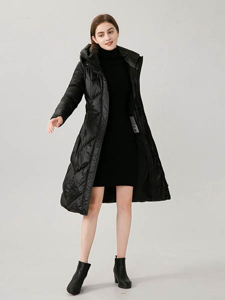 漫逸春色女装产品图片