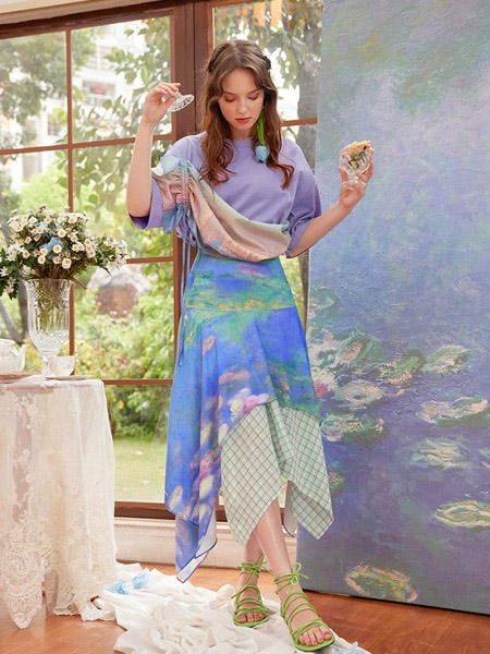 两三事女装产品图片