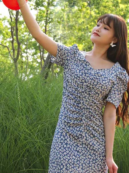 朗香女装产品图片 朗香女装产品图片