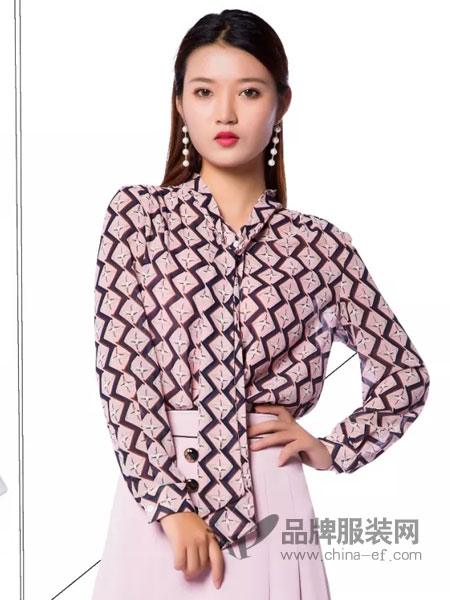 凯·芬梵妮女装产品图片 凯·芬梵妮女装产品图片