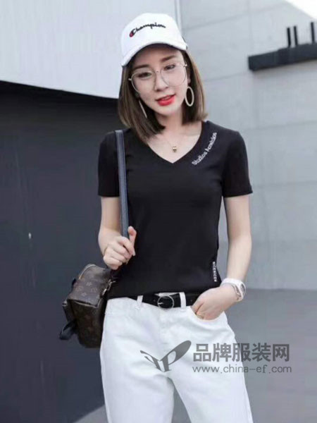 CO&LI女装产品图片