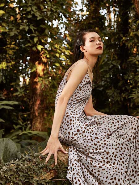 西所女装产品图片