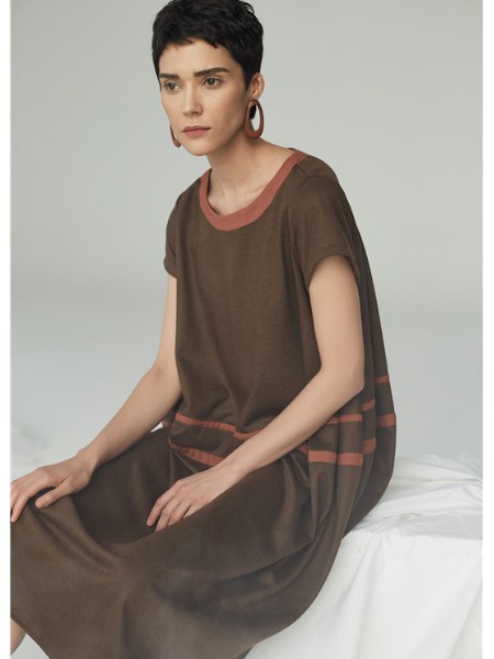 清静语女装产品图片