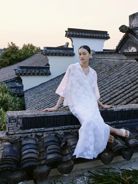 艺术空间T-YSKJ女装产品图片