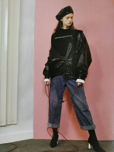 写梦女装产品图片