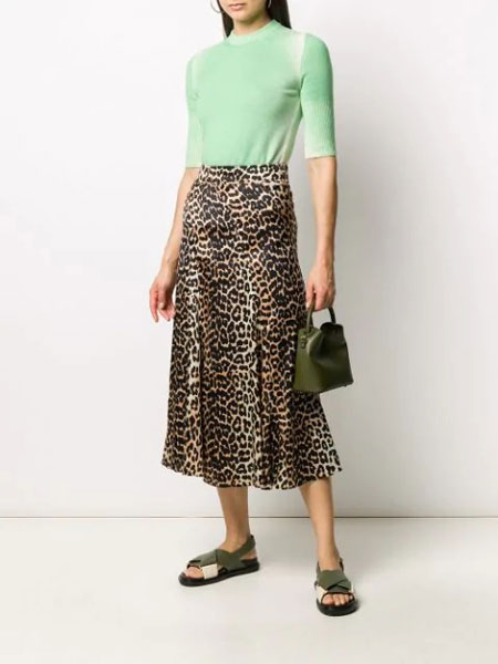 Barrie女装产品图片