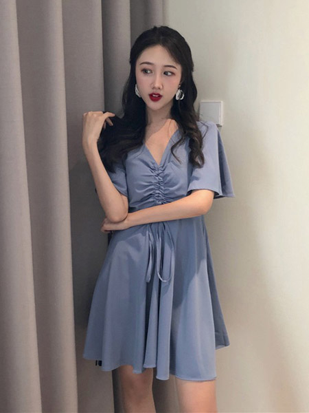 蔻贝卡女装产品图片