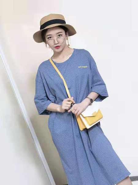 有间橱窗女装产品图片