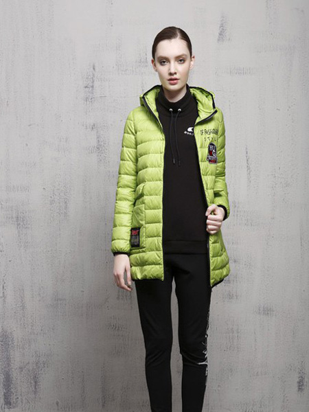 针丝缘女装产品图片