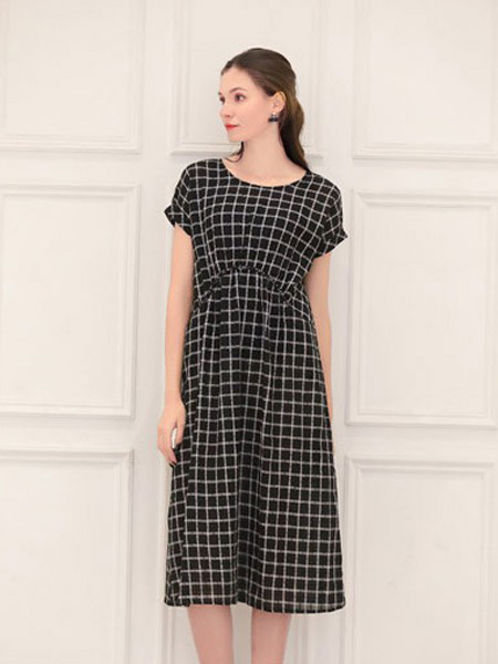 言苼记女装产品图片