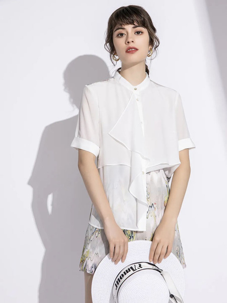 DY读衣拾年女装产品图片