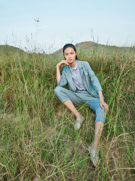 角度女装产品图片