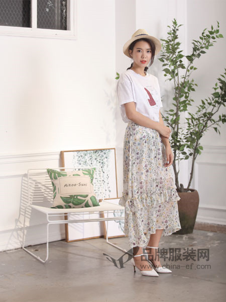 伽戈女装产品图片