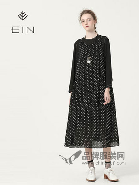 EINyan女装产品图片