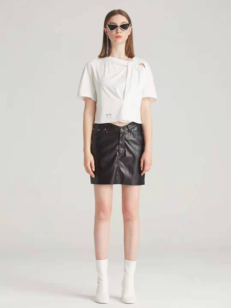 狩妖女装产品图片