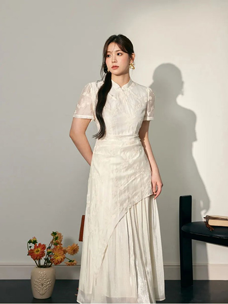 蓝语女装产品图片