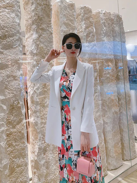 古歌女装产品图片 古歌女装产品图片