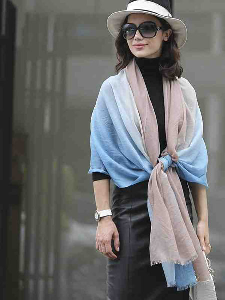 红太羊绒女装产品图片