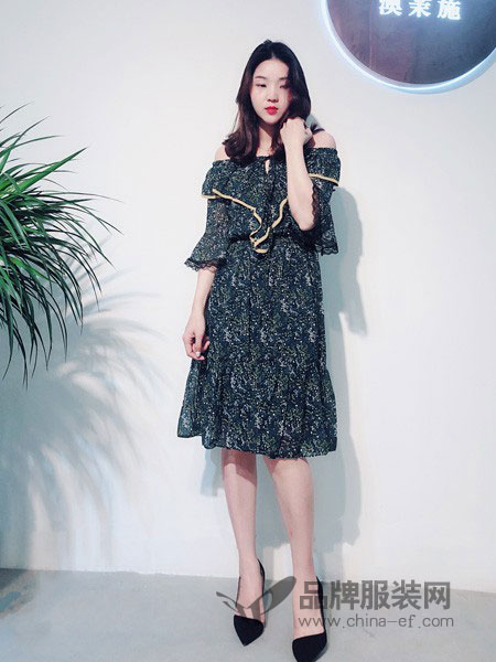 AUOMHOSIN澳茉施女装产品图片