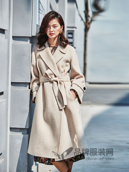 可可赛琳纳CoCoCELINA女装产品图片