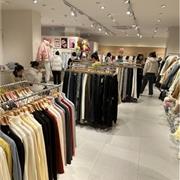 入卡 快時(shí)尚女裝品牌 靈活合作開啟財(cái)富新篇