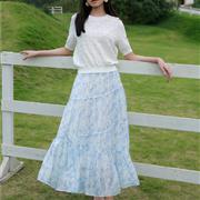 榮子輕奢原創(chuàng)女裝 喚醒女性骨子里的文藝基因